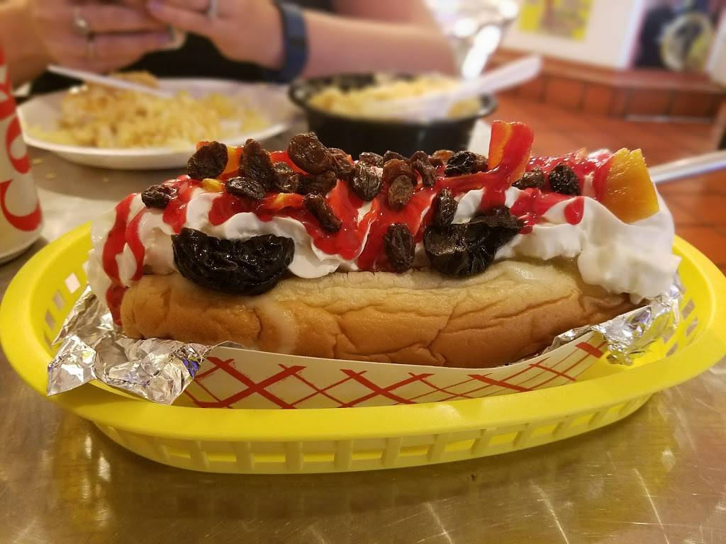 La Perrada De Edgar | restaurant | 6976 Collins Ave, Miami Beach, FL 33141, USA | 3058664543 OR +1 305-866-4543