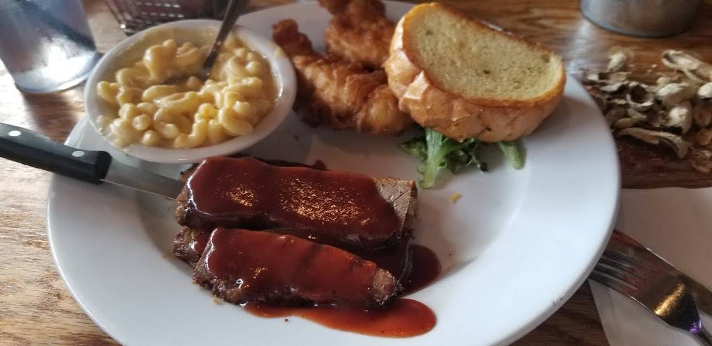 Whiskey Ranch Bar & Grill | restaurant | 24 N Main St, Janesville, WI 53545, USA | 6085631554 OR +1 608-563-1554