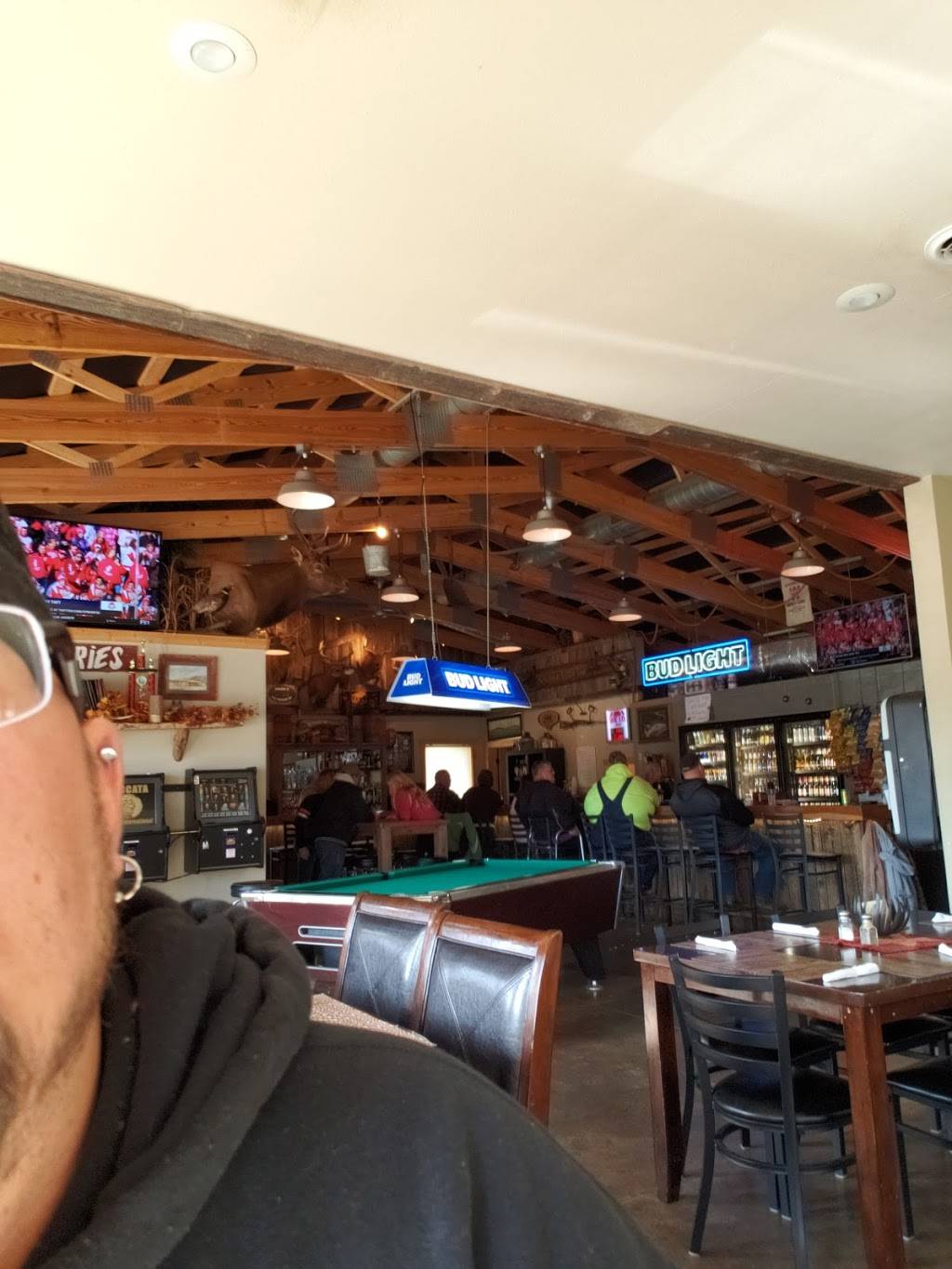 Newcomb Valley Inn | restaurant | W22768 WI-95, Arcadia, WI 54612, USA | 6083233515 OR +1 608-323-3515