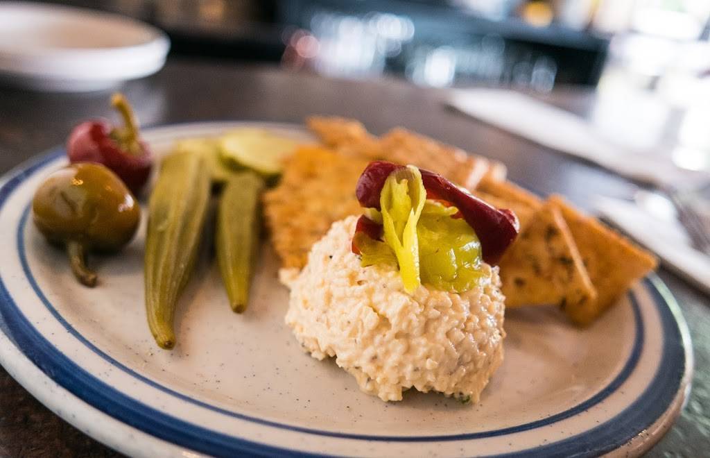 Hillside Tavern | restaurant | 6465 E Mockingbird Ln Ste. #386, Dallas, TX 75214, USA | 2148880152 OR +1 214-888-0152