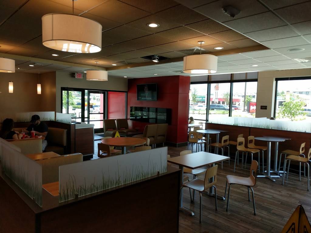 Wendys | restaurant | 9221 Benbrook Blvd, Benbrook, TX 76126, USA | 8173493905 OR +1 817-349-3905