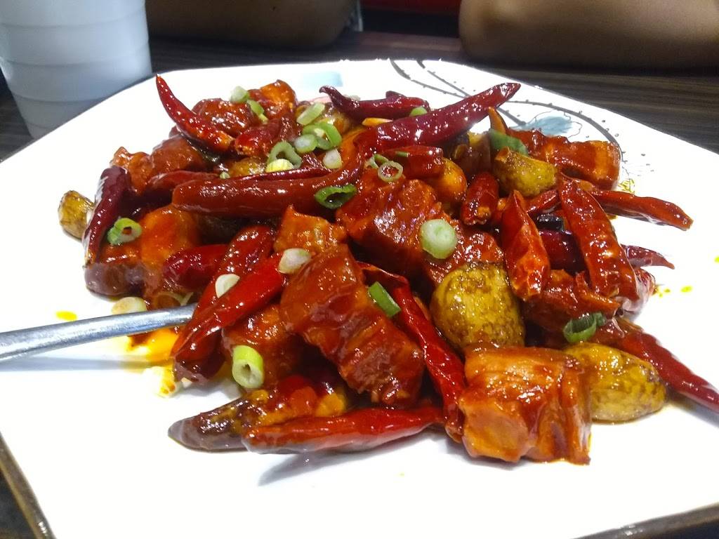 Yang Ting Restaurant - 洋庭小馆 | restaurant | 2900 Warden Ave Unit 107, Scarborough, ON M1W 2S8, Canada | 6473522882 OR +1 647-352-2882