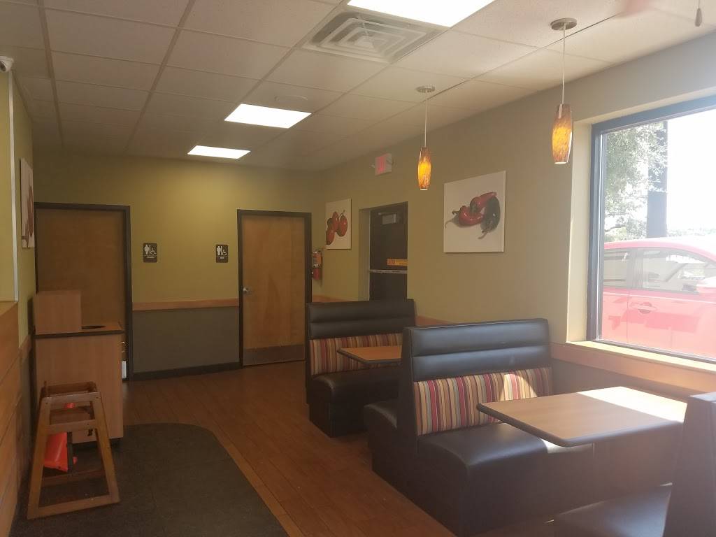 Subway Restaurants | restaurant | 10915 Wurzbach Rd, San Antonio, TX 78230, USA | 2106349037 OR +1 210-634-9037
