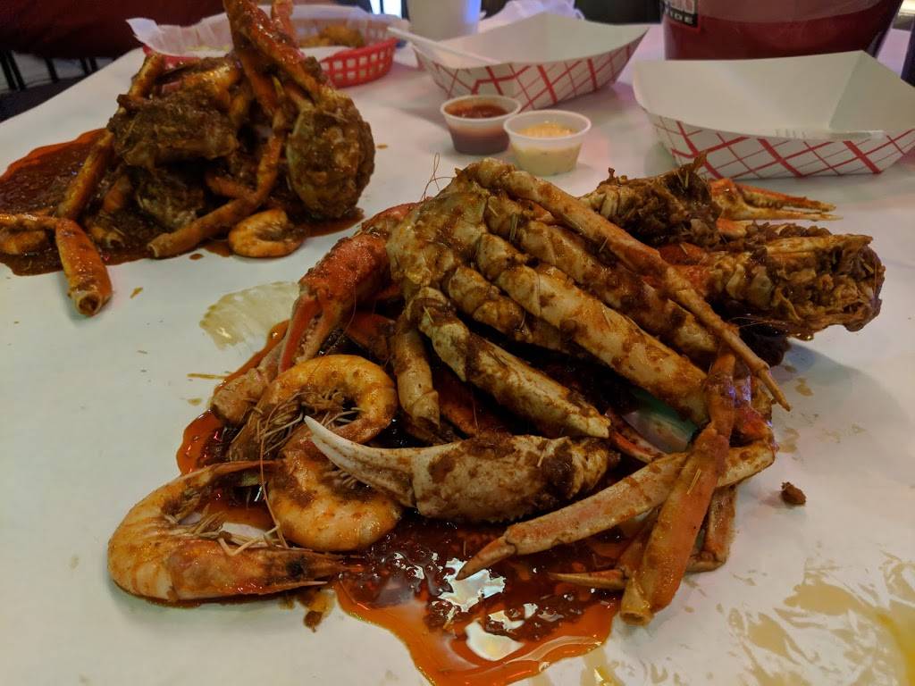 Boiling Seafood Crawfish | restaurant | 1446 Bethel Rd, Columbus, OH 43220, USA | 6145921888 OR +1 614-592-1888