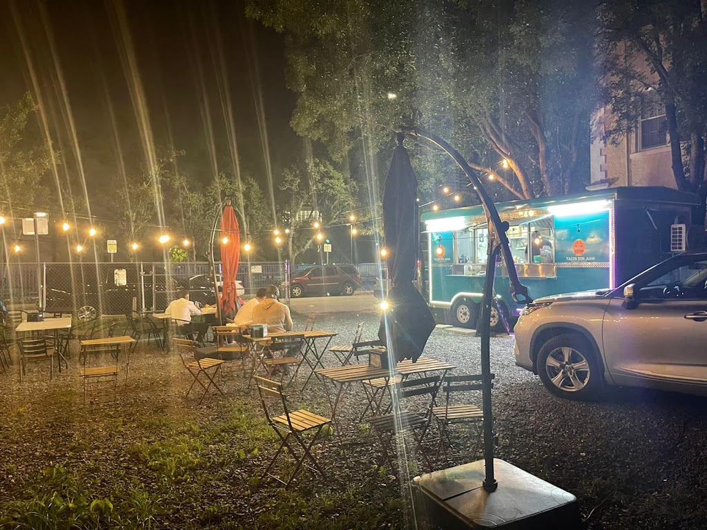 Tacos Don Juan | restaurant | 226 NE 28th St, Miami, FL 33137, USA | 7863323882 OR +1 786-332-3882