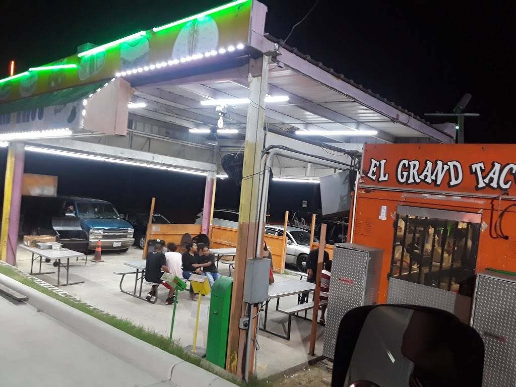 El Grand Taco | restaurant | 10407 Veterans Memorial Dr, Houston, TX 77038, USA | 8322313436 OR +1 832-231-3436