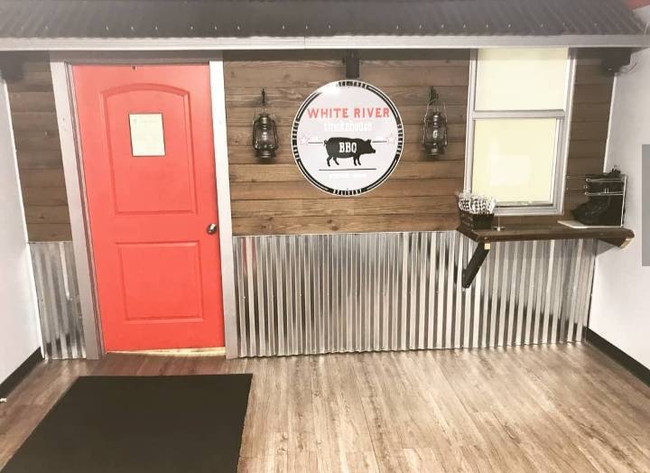 White River Smokehouse | meal delivery | 637 E Washington St, Winchester, IN 47394, USA | 7655842703 OR +1 765-584-2703