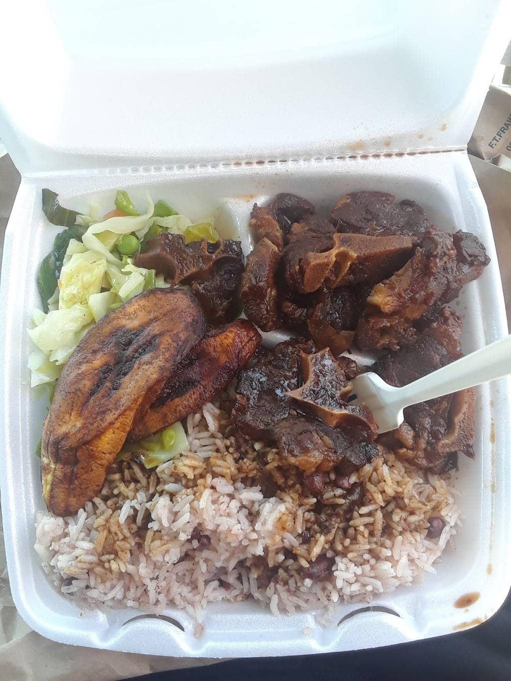 Chris | restaurant | 613 Nostrand Ave, Brooklyn, NY 11216, USA | 3472401669 OR +1 347-240-1669