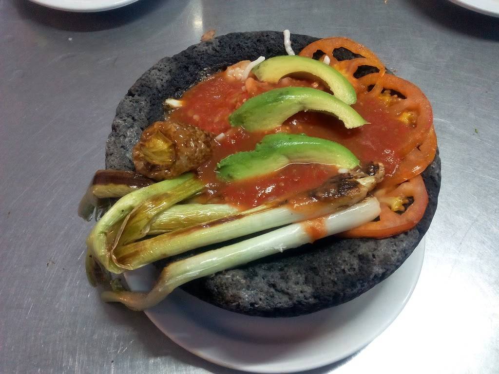 Restaurante de Mariscos Héctor | restaurant | Blvd. Fundadores 8409, El Rubi, 22637 Tijuana, B.C., Mexico | 016646375037 OR +52 664 637 5037