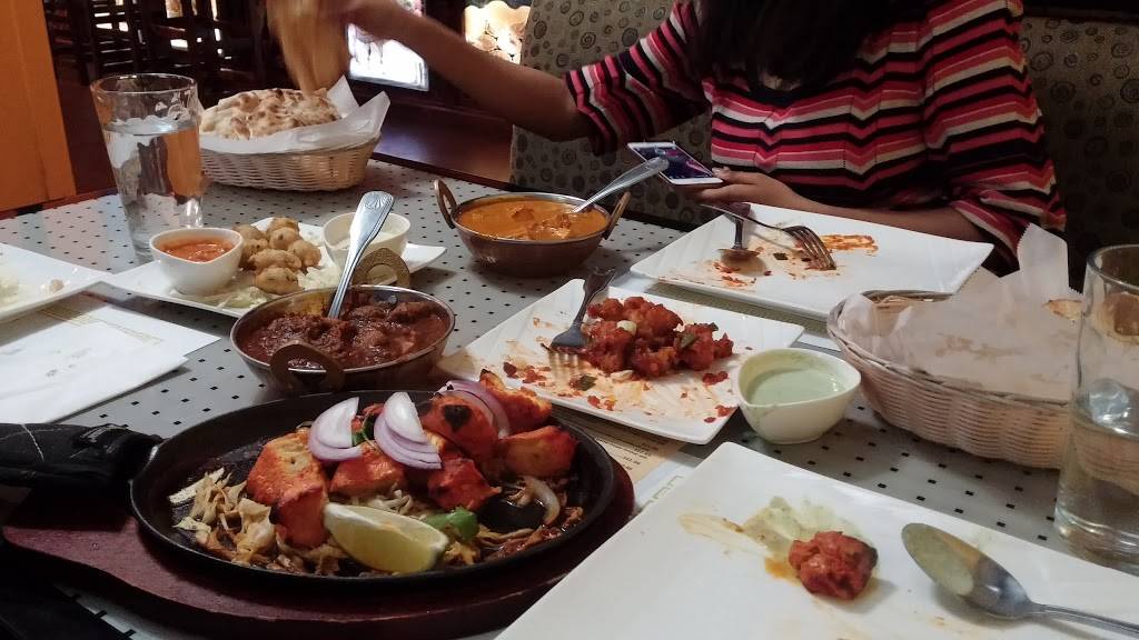 Bawarchi Indian Cuisine | restaurant | 2085 Vine St #102, El Dorado Hills, CA 95762, USA | 9162228222 OR +1 916-222-8222