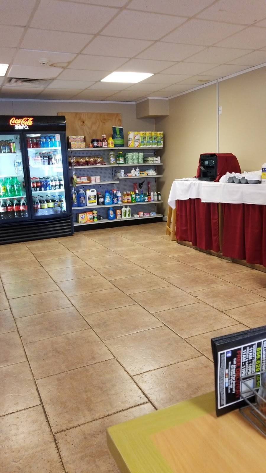 The Shop Pizzeria & Market | restaurant | 4468, 3729 Lakeside Dr, Williamstown, NJ 08094, USA | 8566296629 OR +1 856-629-6629