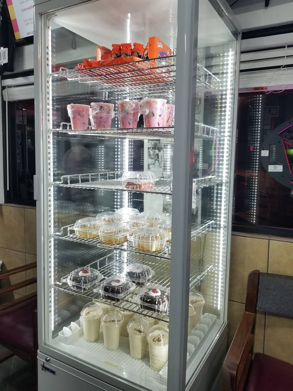 Mr. BIGOTES TAQUERIA | restaurant | 2200 W Clarendon Dr, Dallas, TX 75208, USA | 4698281835 OR +1 469-828-1835