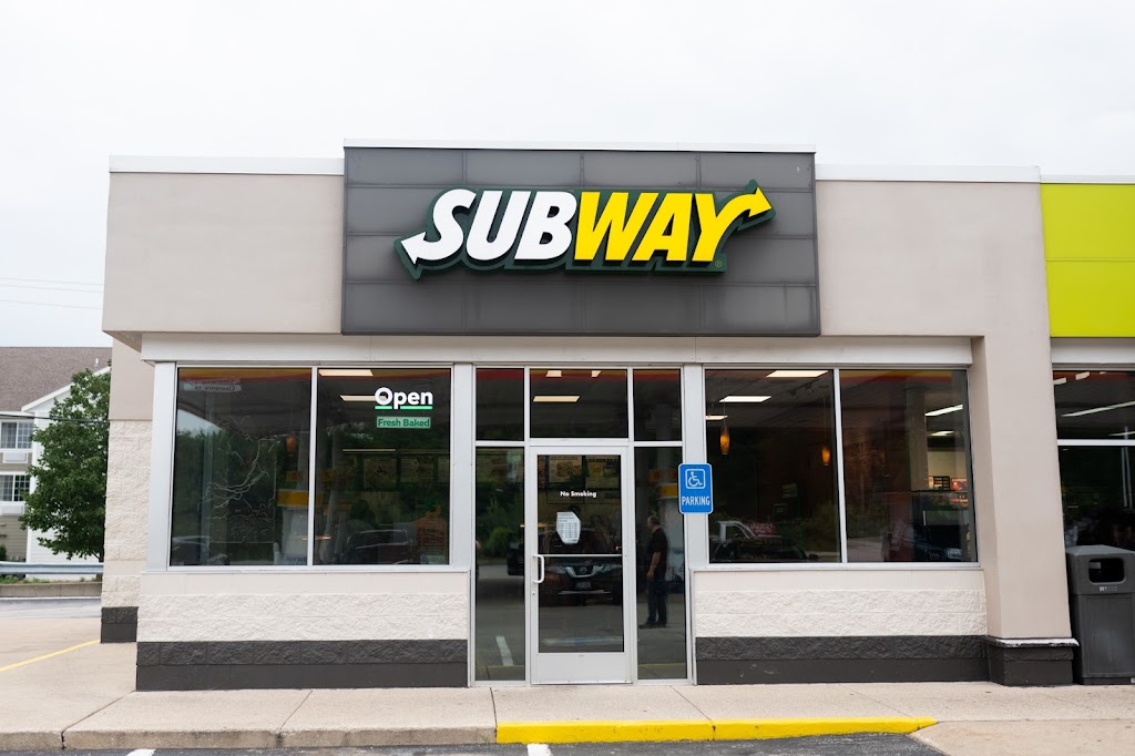 Johnnys Markets | cafe | 18913 Harbor Country Dr, New Buffalo, MI 49117, USA | 2694692499 OR +1 269-469-2499