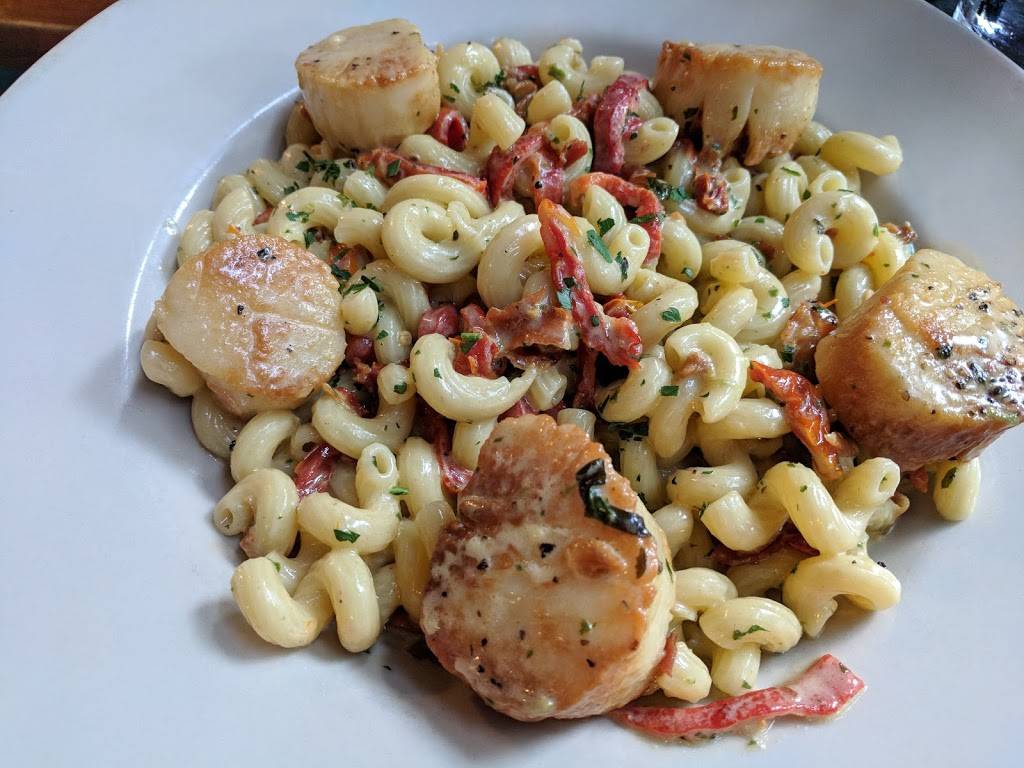 Side Bar & Restaurant | restaurant | 10 E Gay St, West Chester, PA 19380, USA | 6104298297 OR +1 610-429-8297