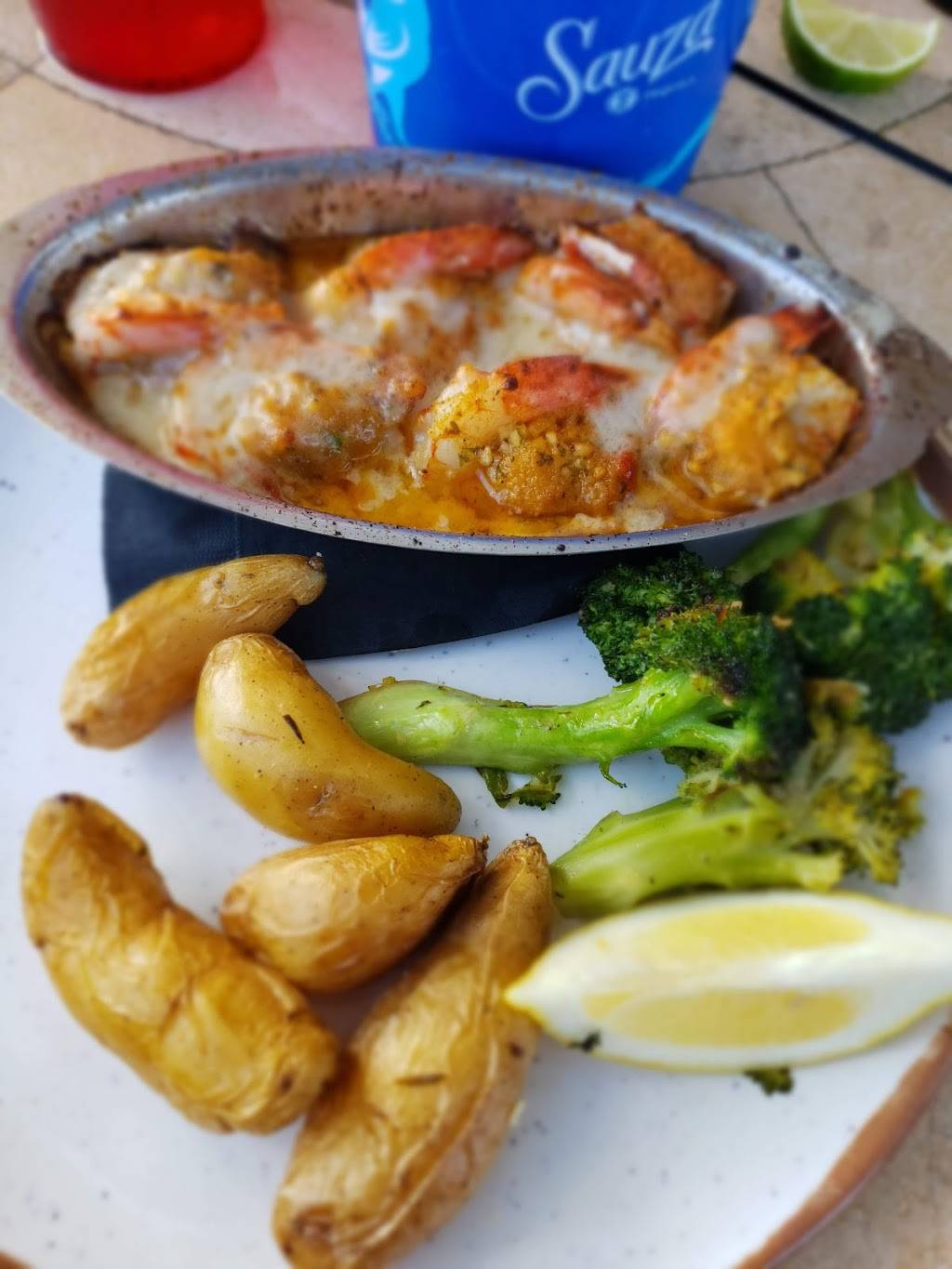 Crabbys Dockside Ft. Pierce | restaurant | 2 Avenue A, Fort Pierce, FL 34950, USA | 7722525672 OR +1 772-252-5672