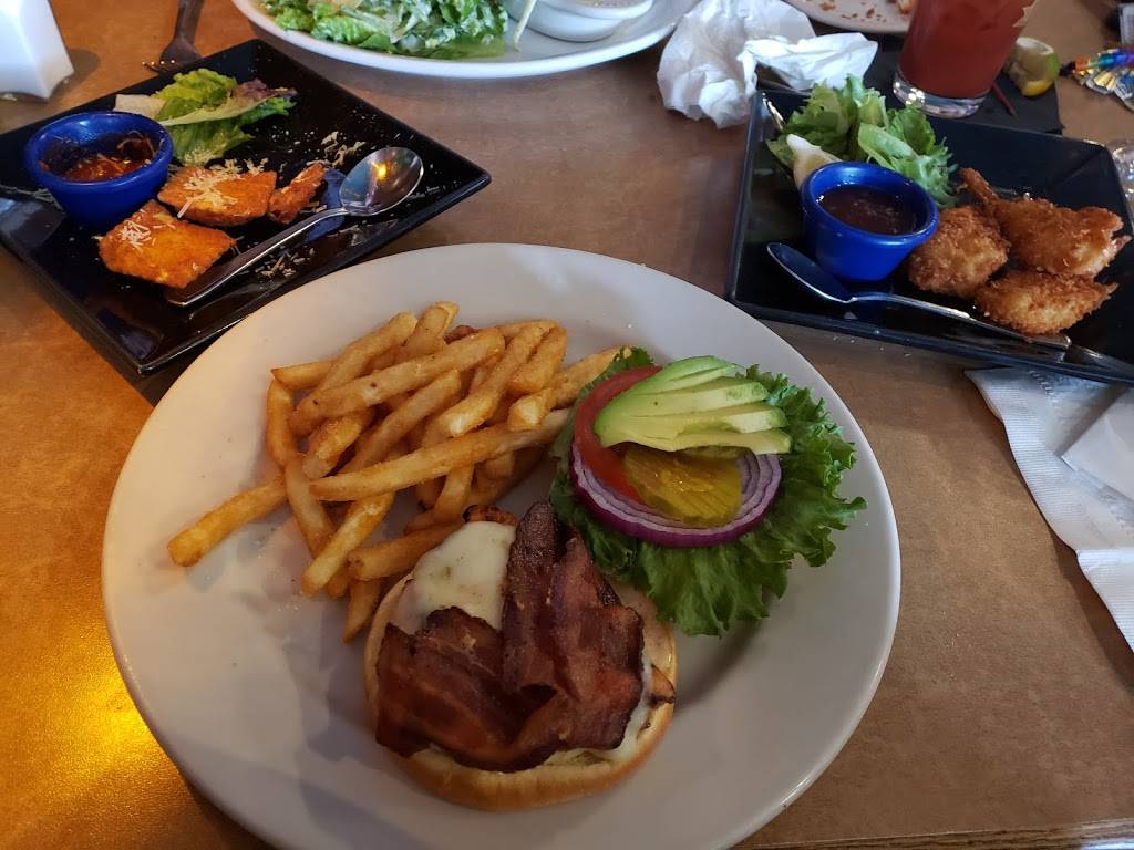 Bucks American Cafe | restaurant | 2901 Hewitt Ave, Everett, WA 98201, USA | 4252581351 OR +1 425-258-1351