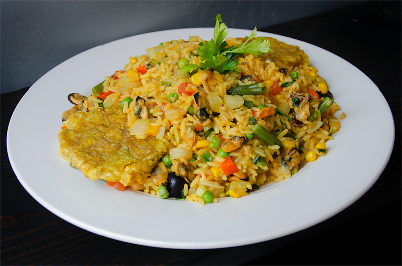 El pollito pio | restaurant | 68-60 Austin St, Forest Hills, NY 11375, USA | 3478097009 OR +1 347-809-7009