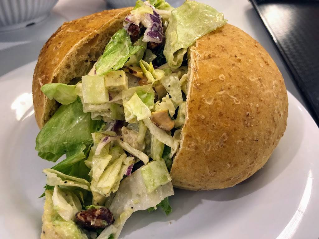 Salades Sensations | restaurant | 2640 Boulevard Daniel-Johnson, Laval, QC H7T 2K1, Canada | 4506870777 OR +1 450-687-0777