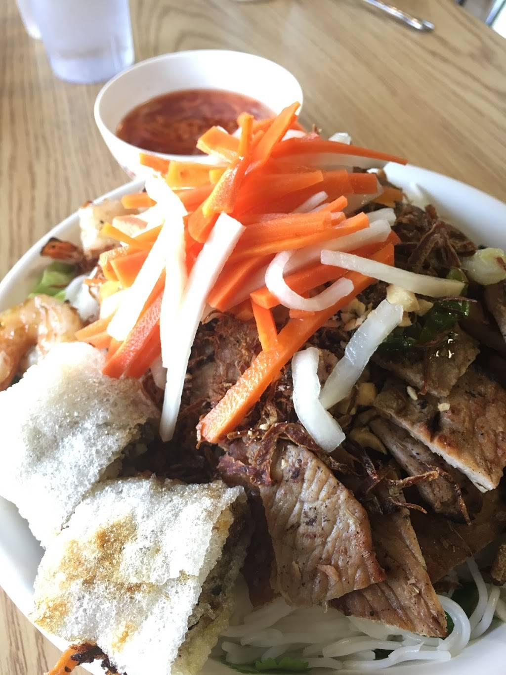 Saigon Grill | restaurant | 2929 N Roxboro St, Durham, NC 27704, USA | 9193999800 OR +1 919-399-9800