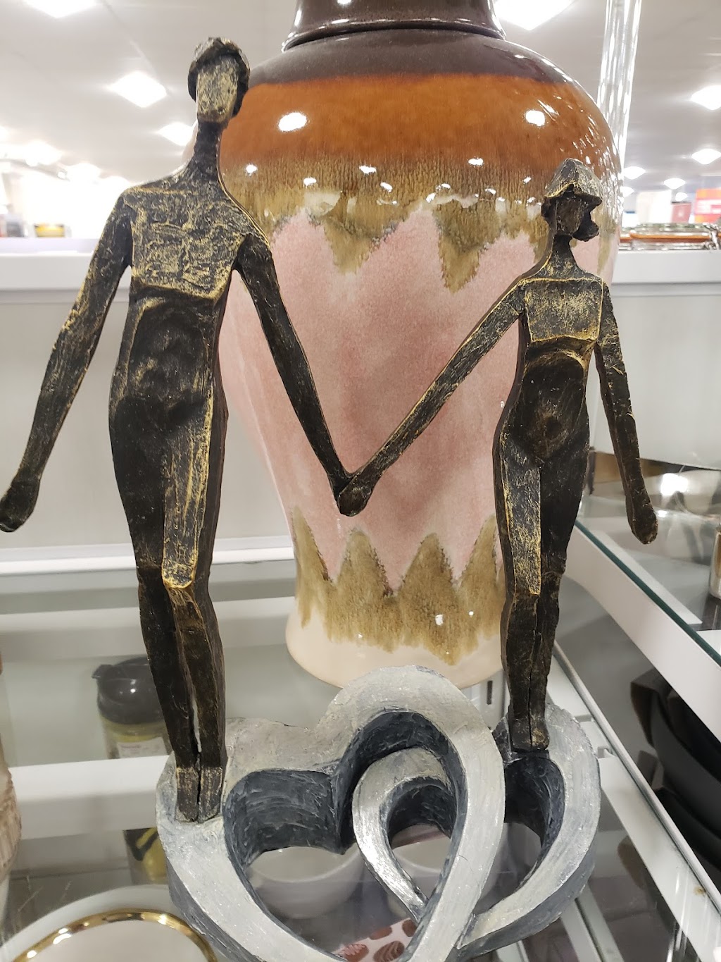 Northgate Marketplace | shopping mall | 55 Rossanley Dr, Medford, OR 97501, USA | 5036034700 OR +1 503-603-4700