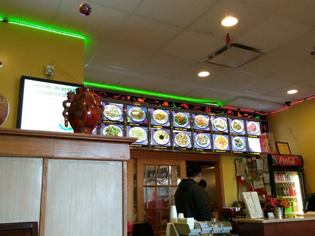 Chens Bistro | restaurant | 1923 63rd St # C, Kenosha, WI 53143, USA | 2626059733 OR +1 262-605-9733