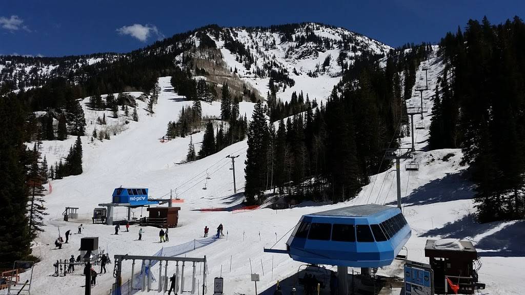 Creekside Cafe and Grill | cafe | 8880 Gad Valley Dr, Snowbird, UT 84092, USA | 8019332222 OR +1 801-933-2222