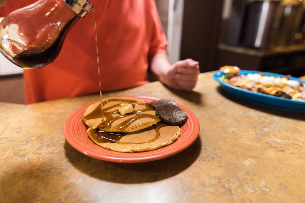 Tiger Country Cafe | restaurant | 405 W Bradford St, Troup, TX 75789, USA | 9038423620 OR +1 903-842-3620