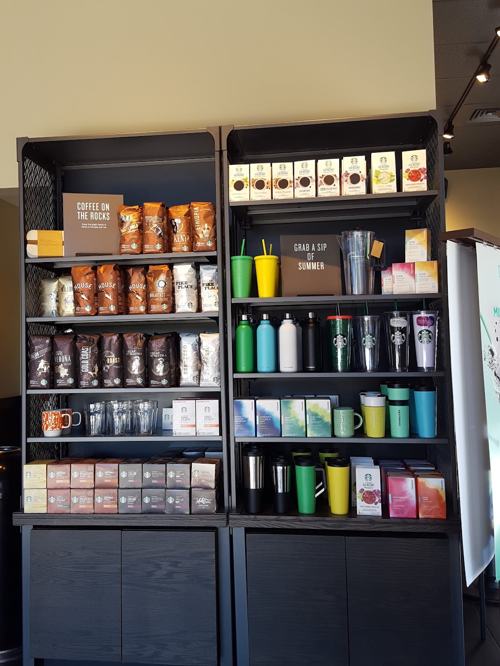 Starbucks | cafe | 155 Lake Blvd E, Redding, CA 96003, USA | 5302463758 OR +1 530-246-3758