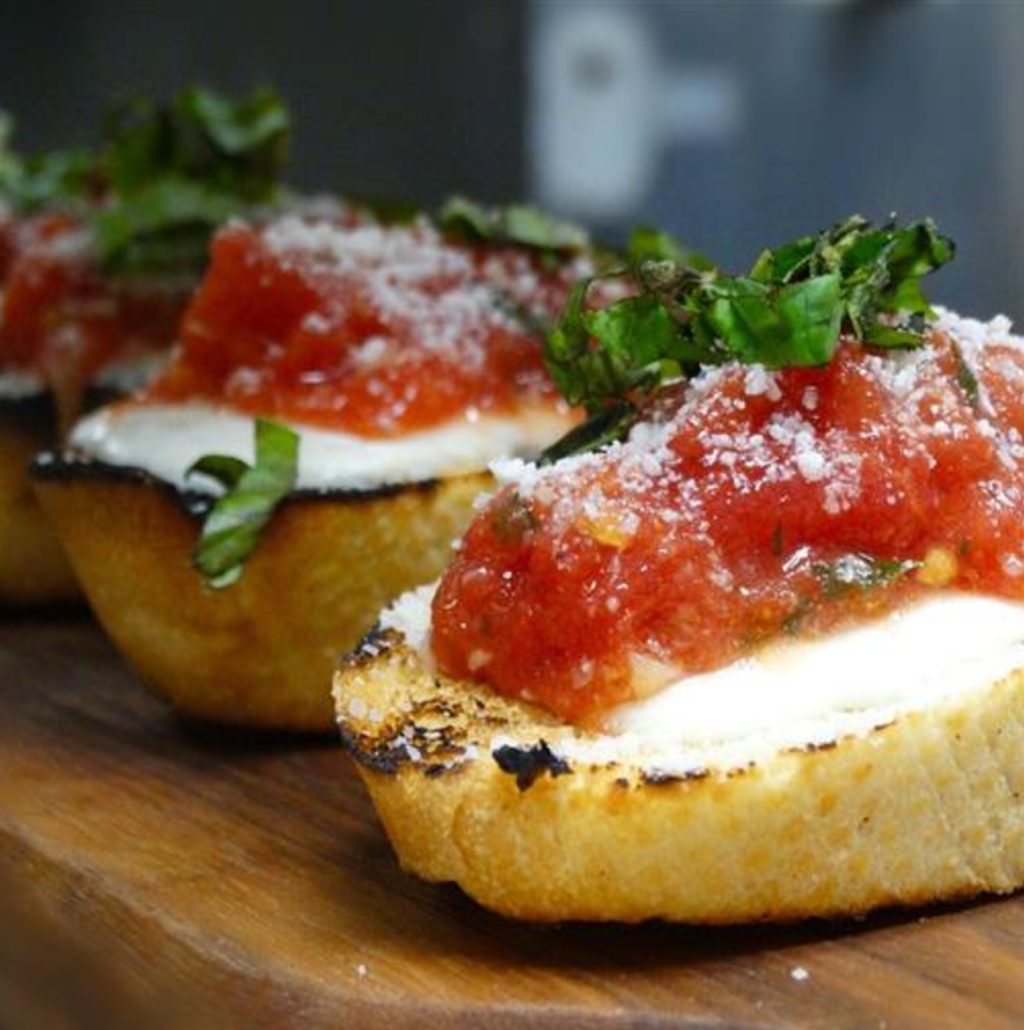 Salute | restaurant | 18 Edson Hill Rd, Stowe, VT 05672, USA | 8022535677 OR +1 802-253-5677