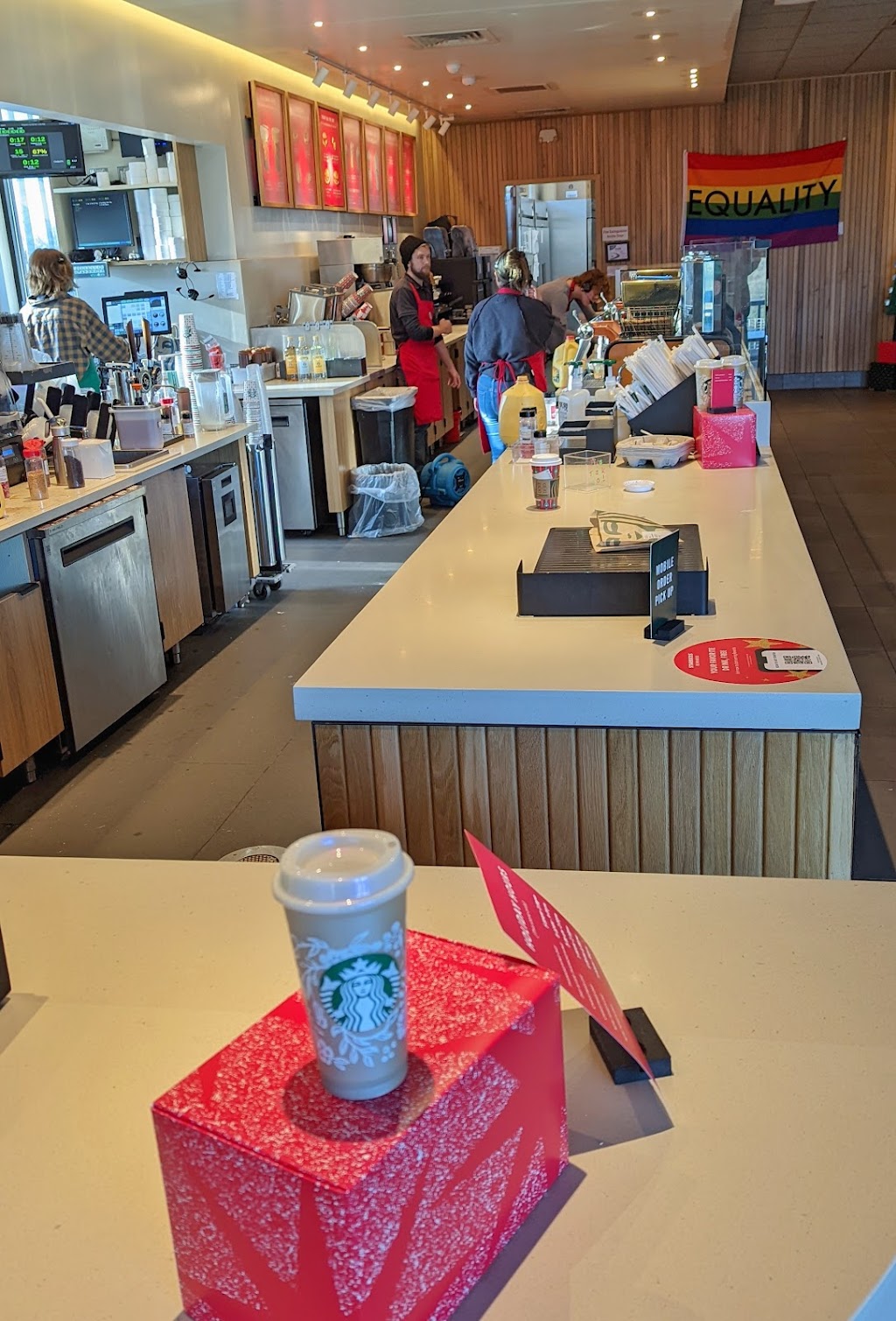 Starbucks | cafe | Tom Austin and Mooreland, 3534 Tom Austin Hwy, Springfield, TN 37172, USA | 6158024043 OR +1 615-802-4043