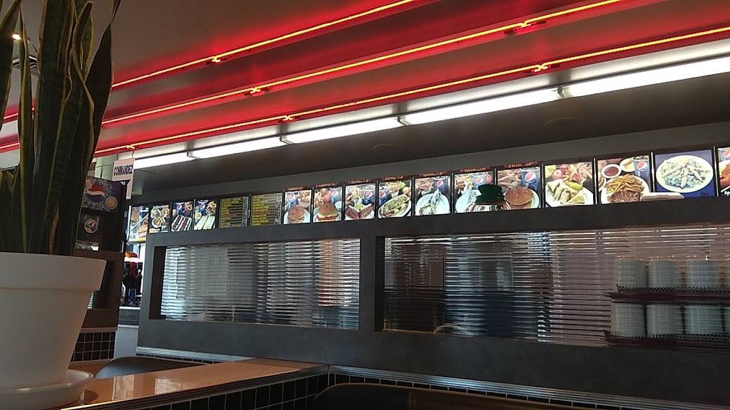 Restaurant Pataterie La Belle Province | restaurant | 1010 Montée Masson, Mascouche, QC J7K 2L7, Canada | 4509661900 OR +1 450-966-1900