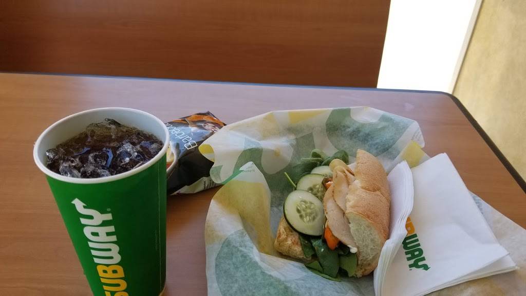 Subway Restaurants | restaurant | 10150 Hwy 6, Sugar Land, TX 77498, USA | 2818796120 OR +1 281-879-6120