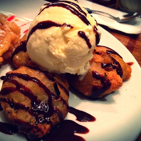 The Social | restaurant | 1078 Tunnel Rd, Asheville, NC 28805, USA | 8282988780 OR +1 828-298-8780