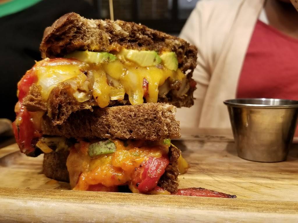 The Yard | restaurant | 110 S Eutaw St, Baltimore, MD 21201, USA | 4102092853 OR +1 410-209-2853