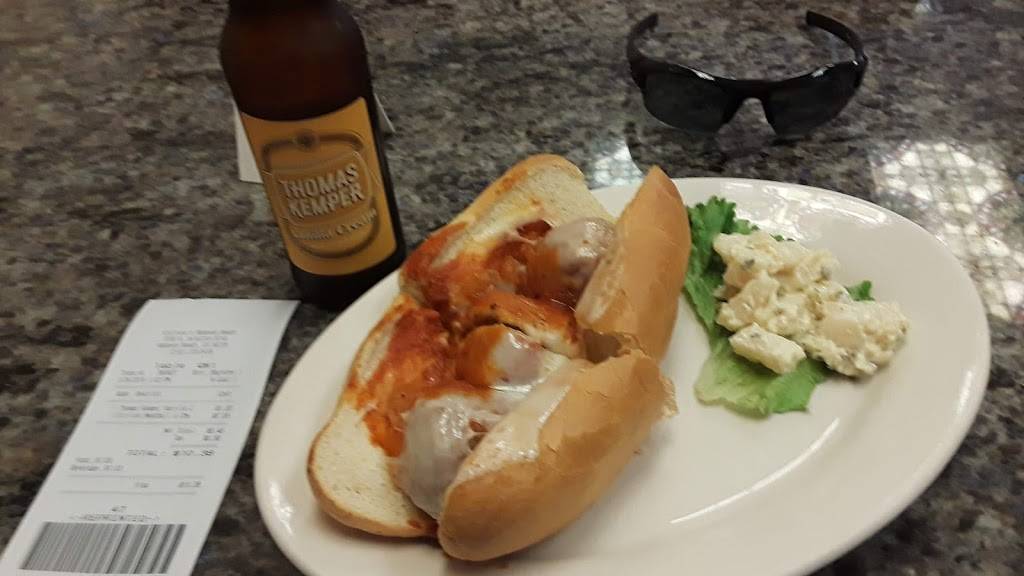 Giulianos Delicatessen & Bakery | restaurant | 1700 Aviation Blvd, Redondo Beach, CA 90278, USA | 3103760416 OR +1 310-376-0416