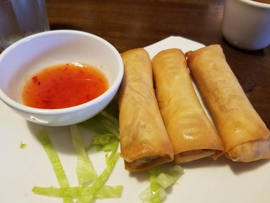 Saigon Restaurant | restaurant | 795 Forest Ave, Portland, ME 04103, USA | 2078746666 OR +1 207-874-6666