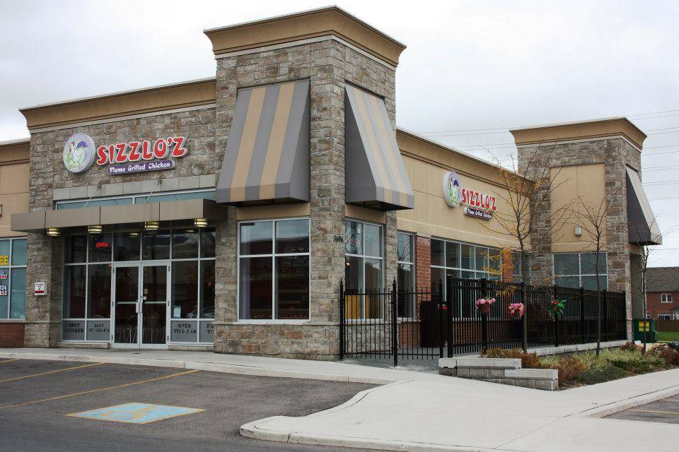 Sizzloz Flame Grilled Chicken - Tenth Line | restaurant | 5606 Tenth Line W, Mississauga, ON L5M 7L9, Canada | 9057069260 OR +1 905-706-9260