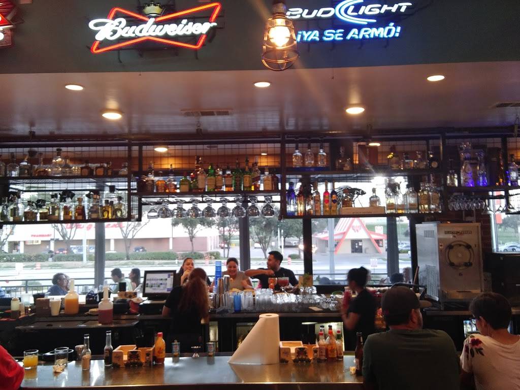 Seafood Shack | restaurant | 3701 W Northwest Hwy, Dallas, TX 75220, USA | 2143512000 OR +1 214-351-2000