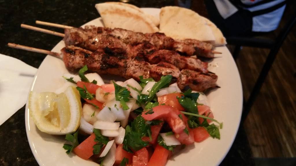 Spectrum Bar & Grill | restaurant | 233 S Halsted St, Chicago, IL 60661, USA | 3127150770 OR +1 312-715-0770