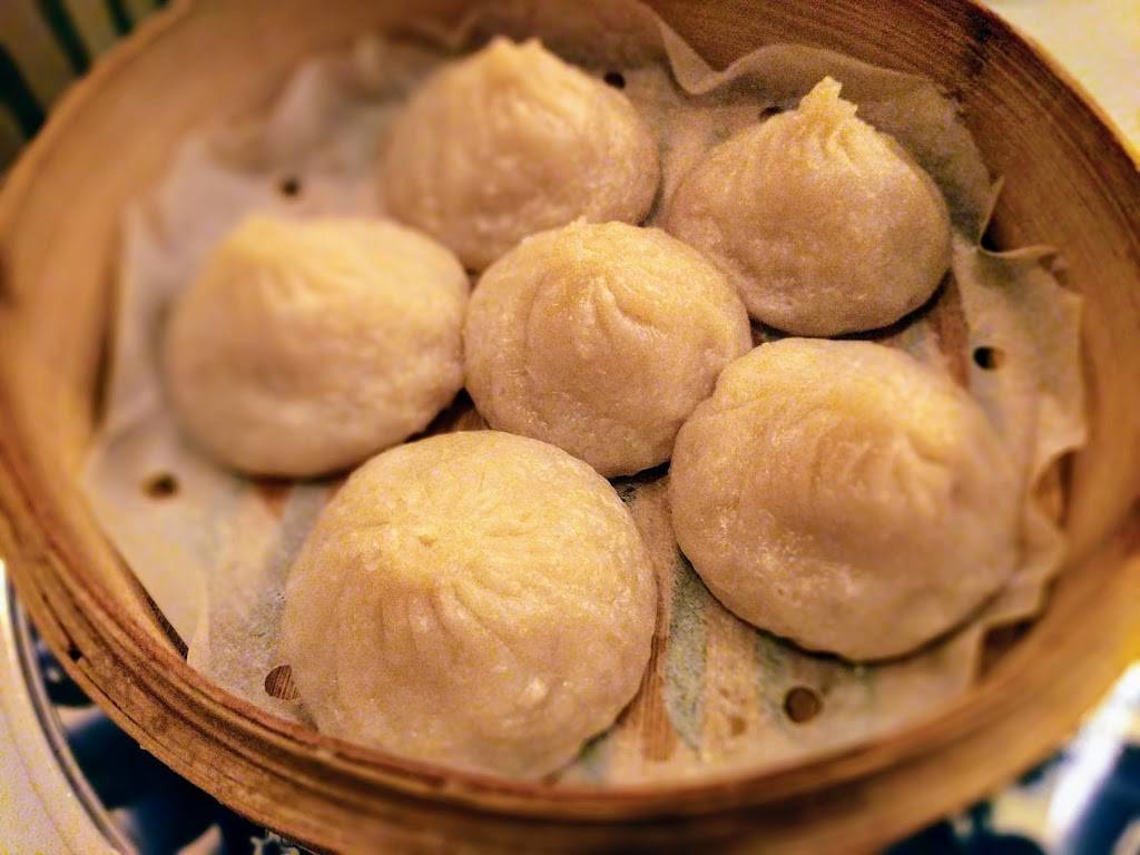 La Salle Dumpling Room | restaurant | 35 West End Ave, New York, NY 10023, USA | 2125862000 OR +1 212-586-2000