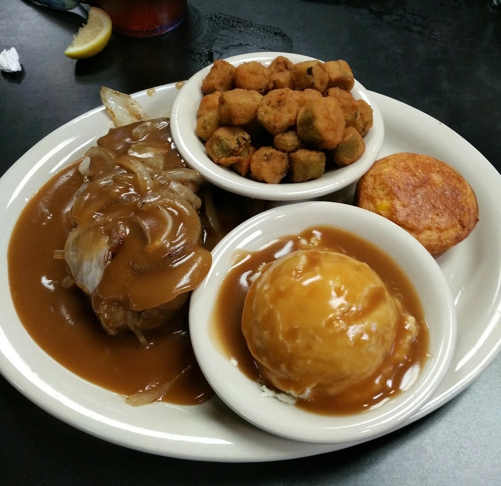 Judys Place | restaurant | 3977 Government Blvd, Mobile, AL 36693, USA | 2516654547 OR +1 251-665-4547