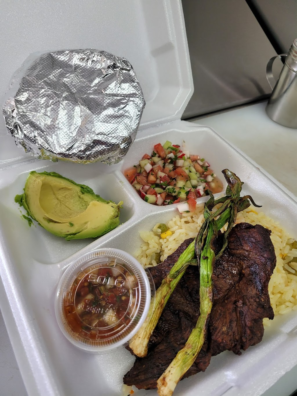 GuateRican | restaurant | 12745 Minnieville Rd, Woodbridge, VA 22192, USA | 2406056093 OR +1 240-605-6093