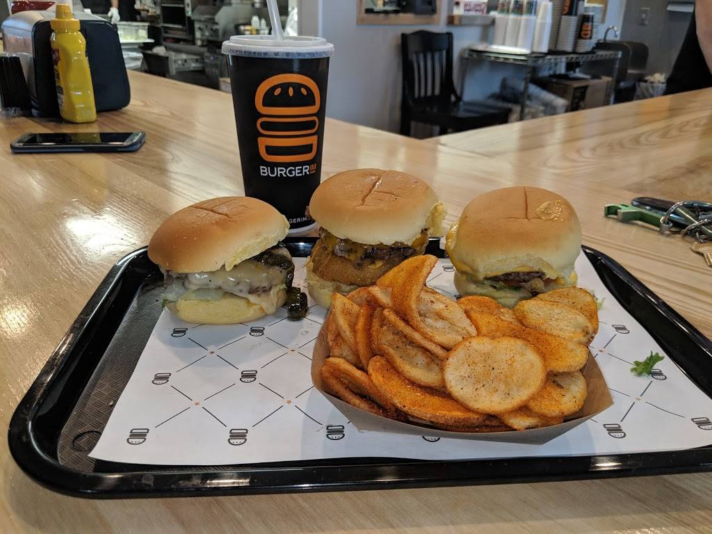 Burgerim Gourmet Burgers | restaurant | 319 E Big Beaver Rd, Troy, MI 48083, USA | 2488175404 OR +1 248-817-5404