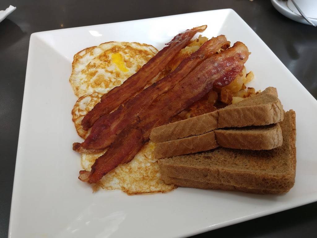 Chestnut Hill Restaurant | restaurant | 616 Hammond St, Chestnut Hill, MA 02467, USA | 6177388654 OR +1 617-738-8654