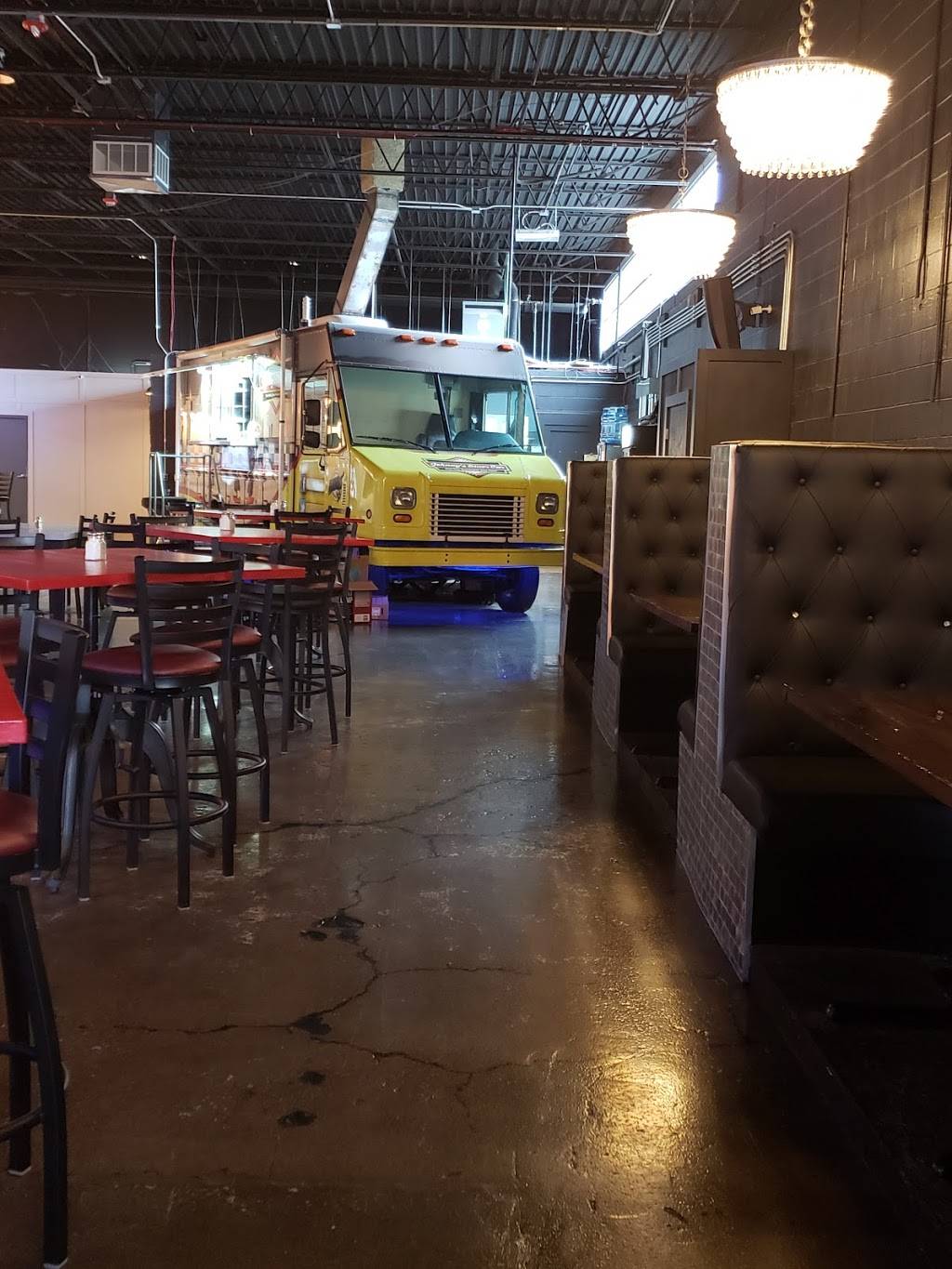 Legacy 925 | restaurant | 925 N Lapeer Rd, Oxford, MI 48371, USA | 2482928458 OR +1 248-292-8458