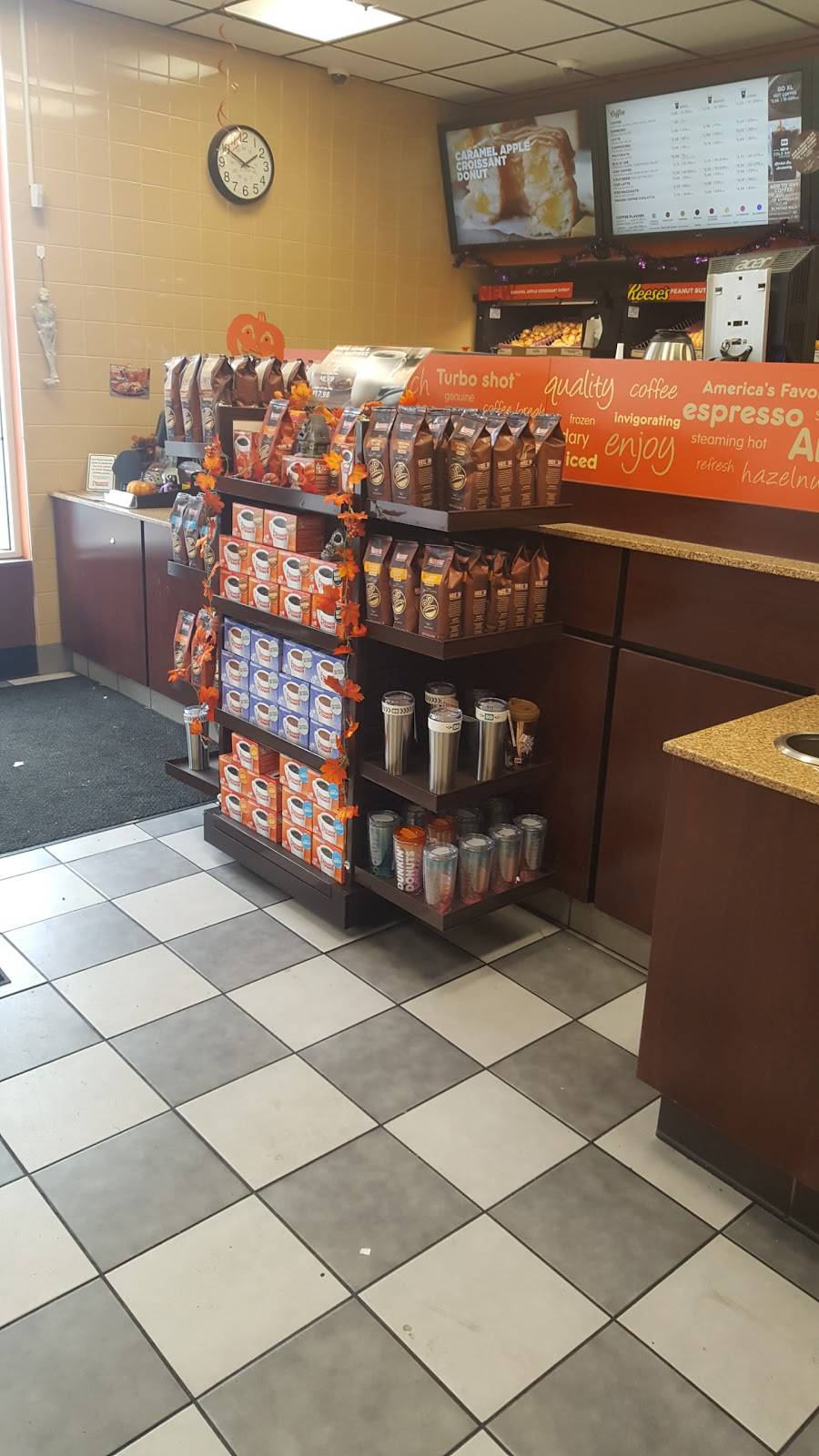 Dunkin | bakery | 100 MA-146, Millbury, MA 01527, USA | 5088654190 OR +1 508-865-4190