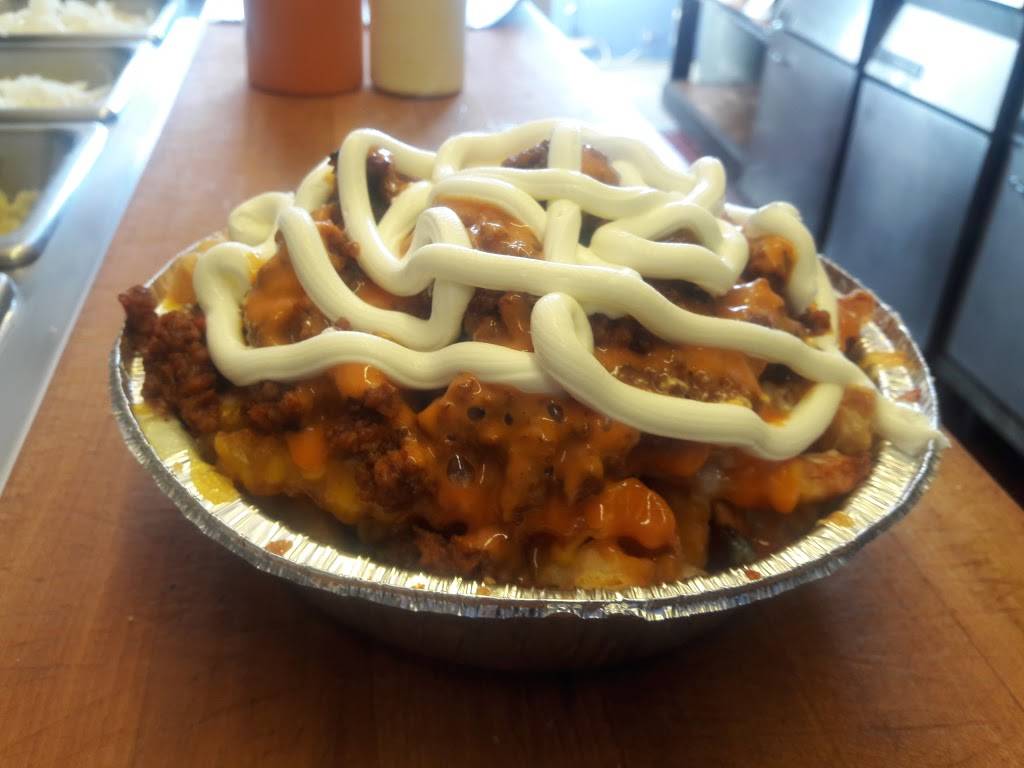 Desis | restaurant | 1816 Clinton St, Buffalo, NY 14206, USA | 7168256200 OR +1 716-825-6200