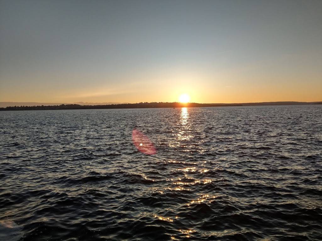 Le Grand Bistro Americain | restaurant | 2220 Carillon Point, Kirkland, WA 98033, USA | 4258287778 OR +1 425-828-7778