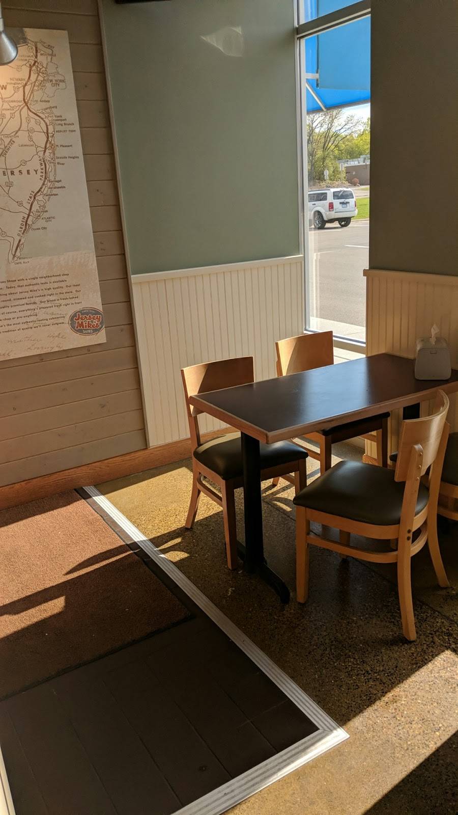 Jersey Mikes Subs | restaurant | 2105 Cliff Rd #600, Eagan, MN 55122, USA | 9524176500 OR +1 952-417-6500