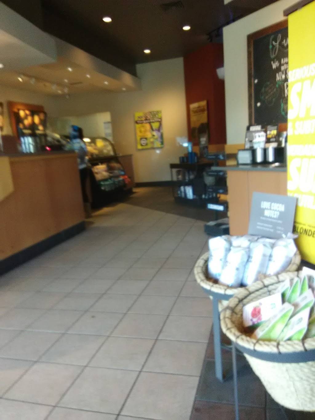 Starbucks | cafe | 218 N, CA-65, Lindsay, CA 93247, USA | 5595629343 OR +1 559-562-9343